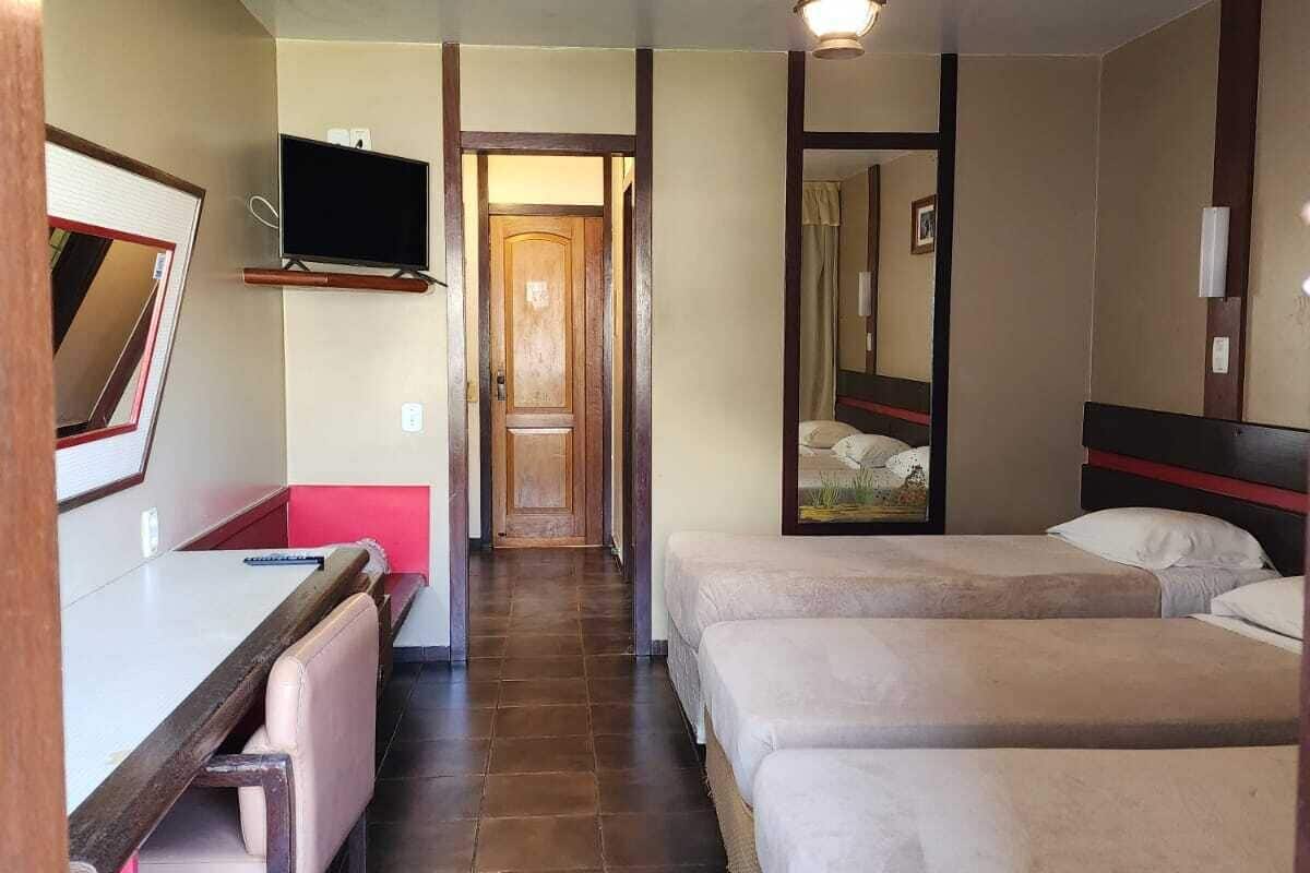 standard room, pool view | minibar, in-room safe, soundproofing, free wifi