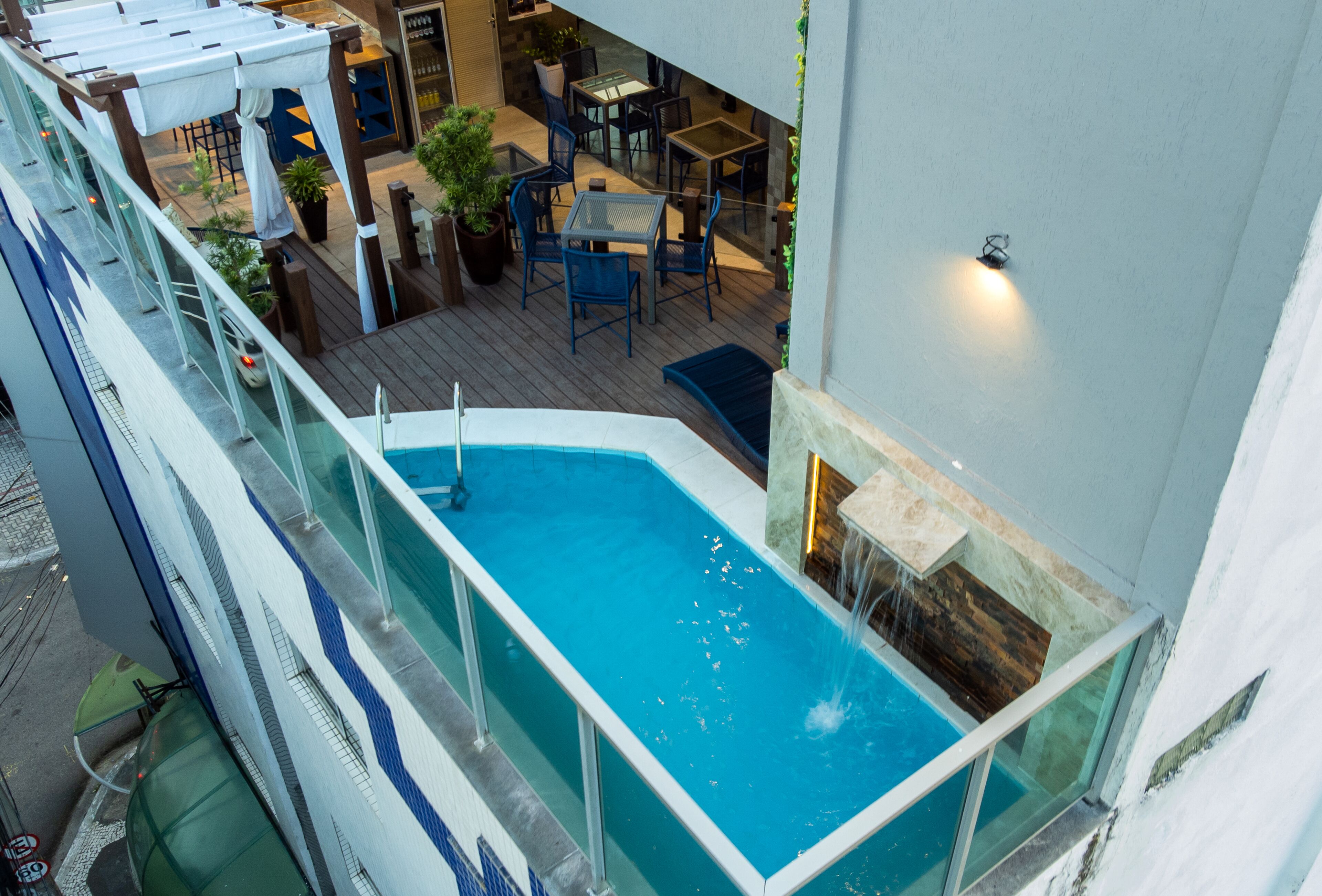 outdoor pool, pool loungers