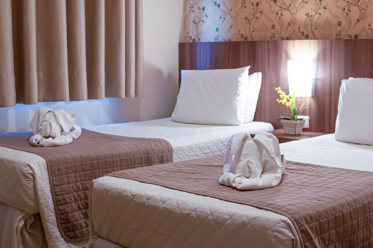 Luxury Double Twin | 1 bedroom, minibar, in-room safe, desk