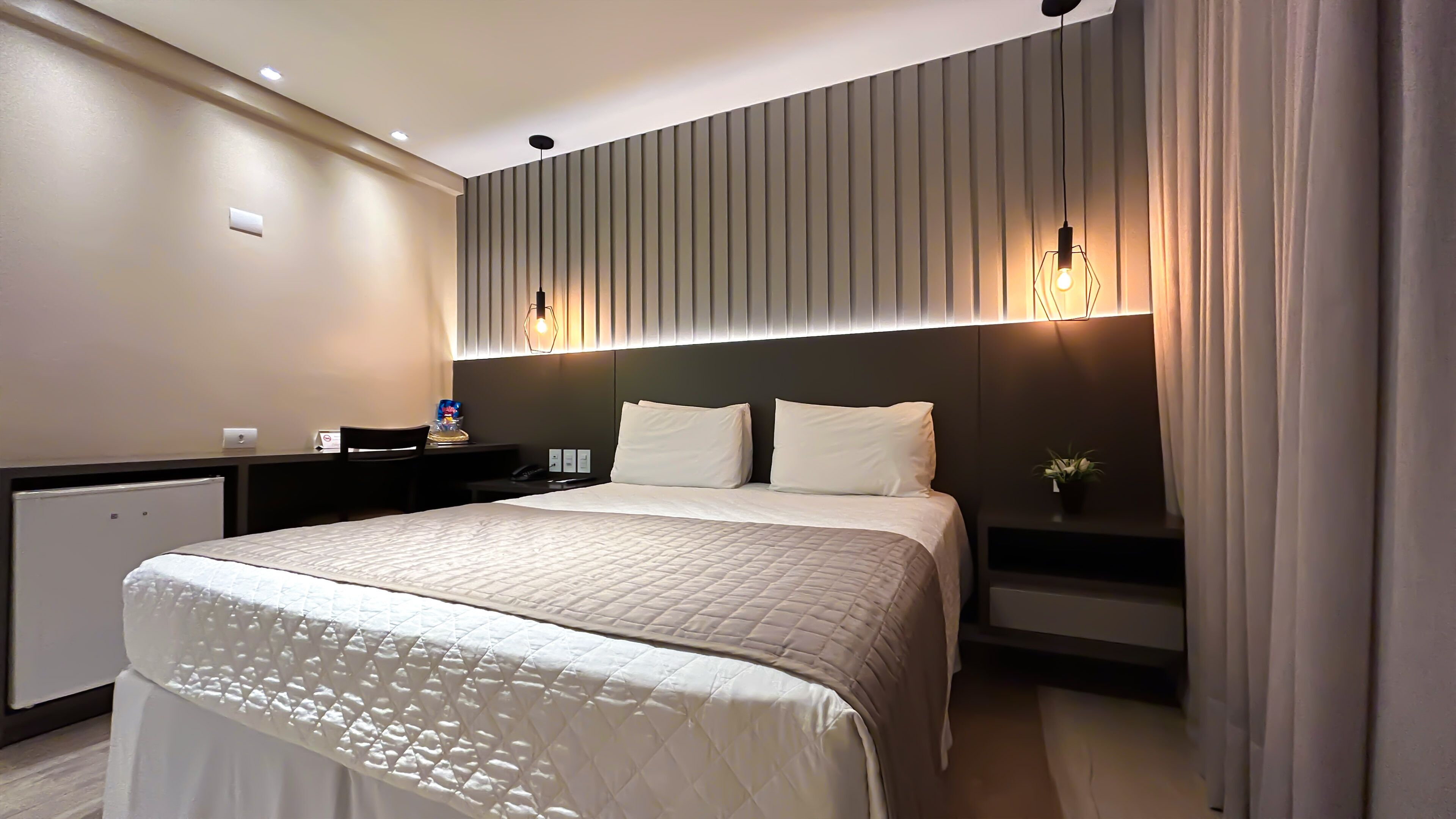 superior double room | 1 bedroom, minibar, in-room safe, desk