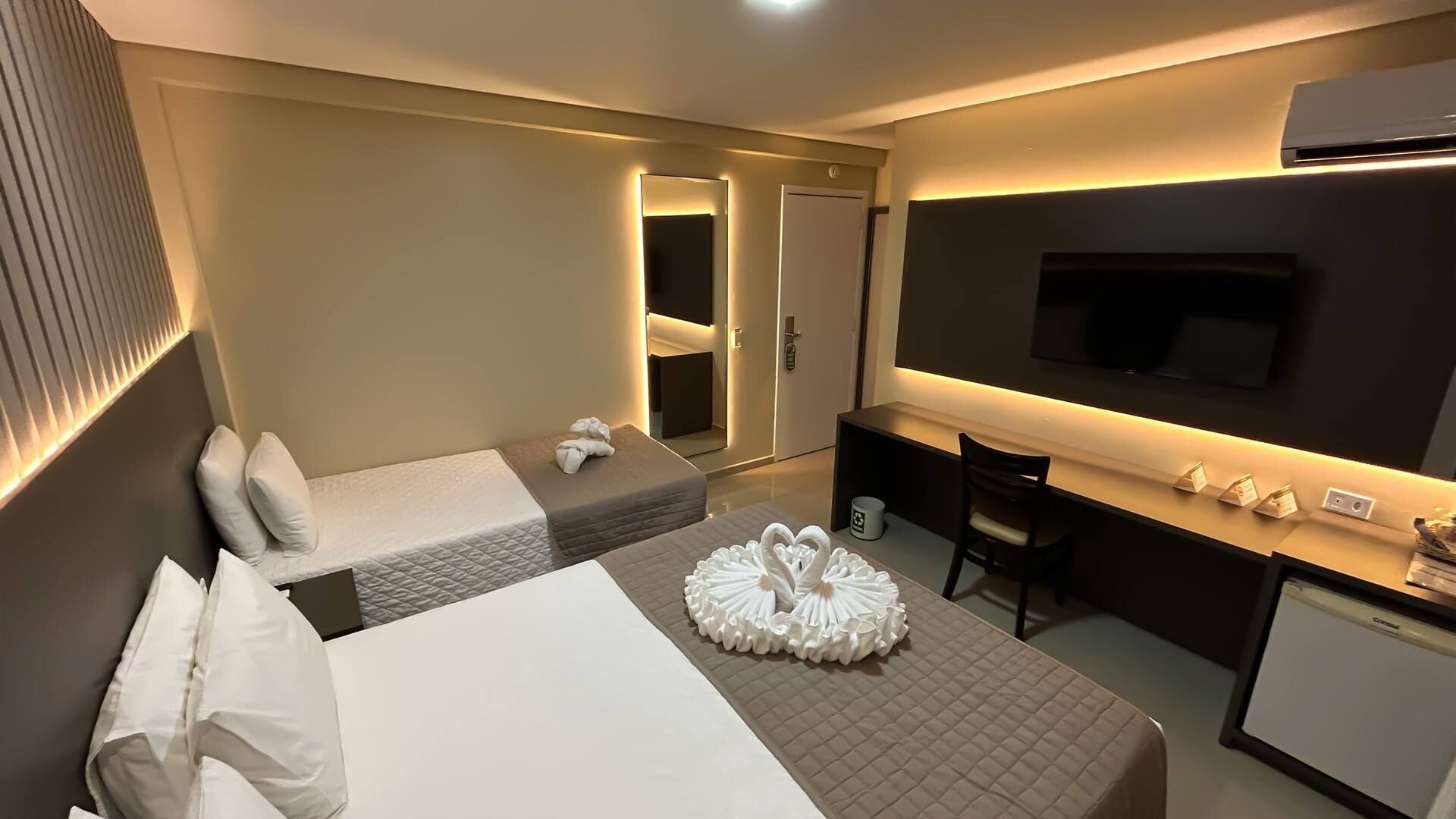 double + 1 superior | 1 bedroom, minibar, in-room safe, desk