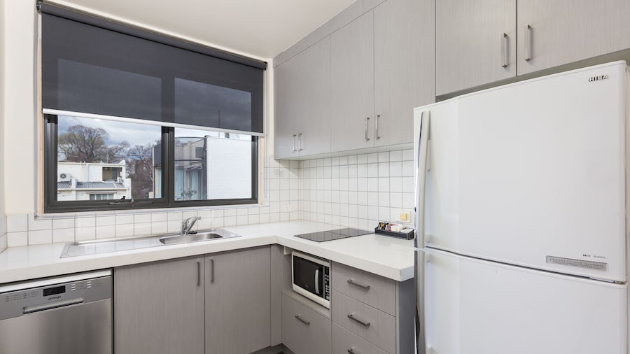 City Edge Serviced Apartments East Melbourne