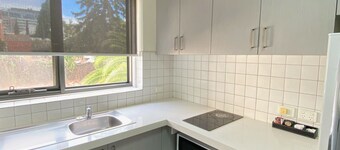 City Edge Serviced Apartments East Melbourne