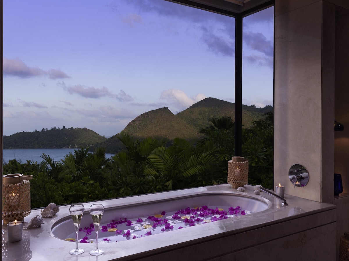 Raffles Seychelles on Praslin