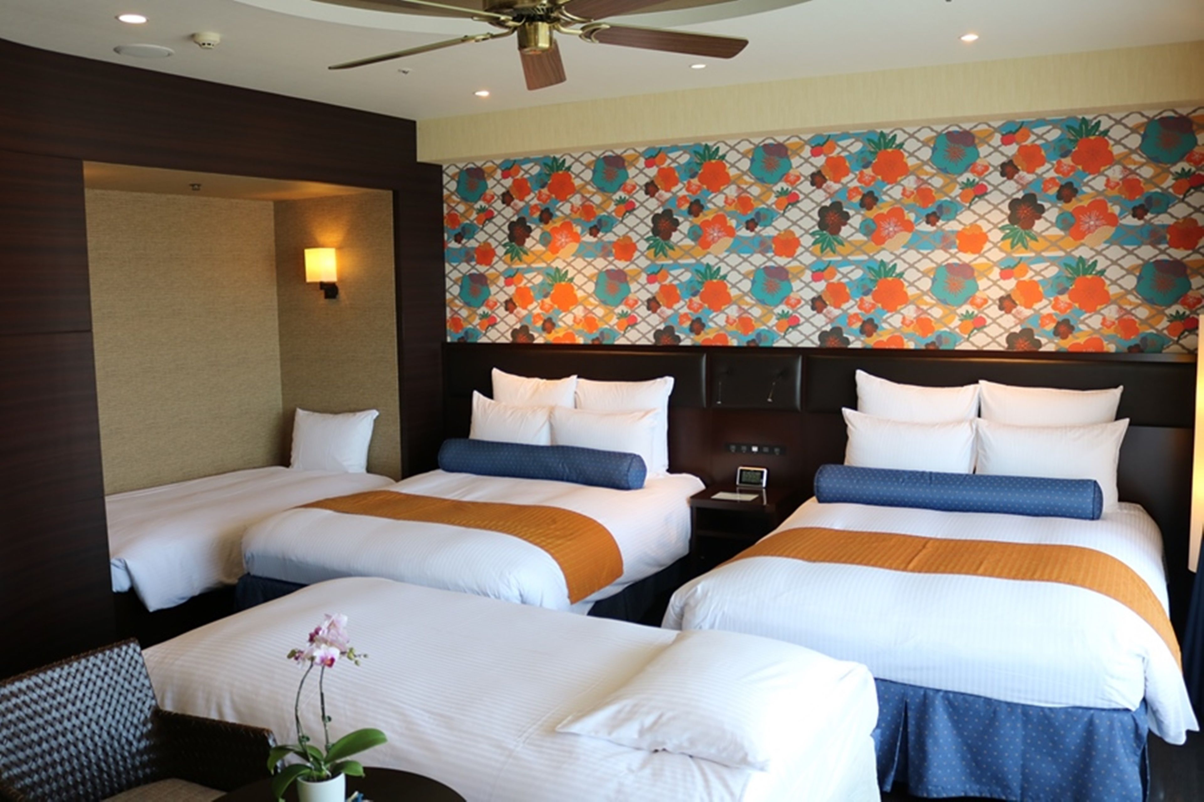 spa deluxe twin room, non smoking | in-room safe, desk, blackout curtains, iron/ironing board