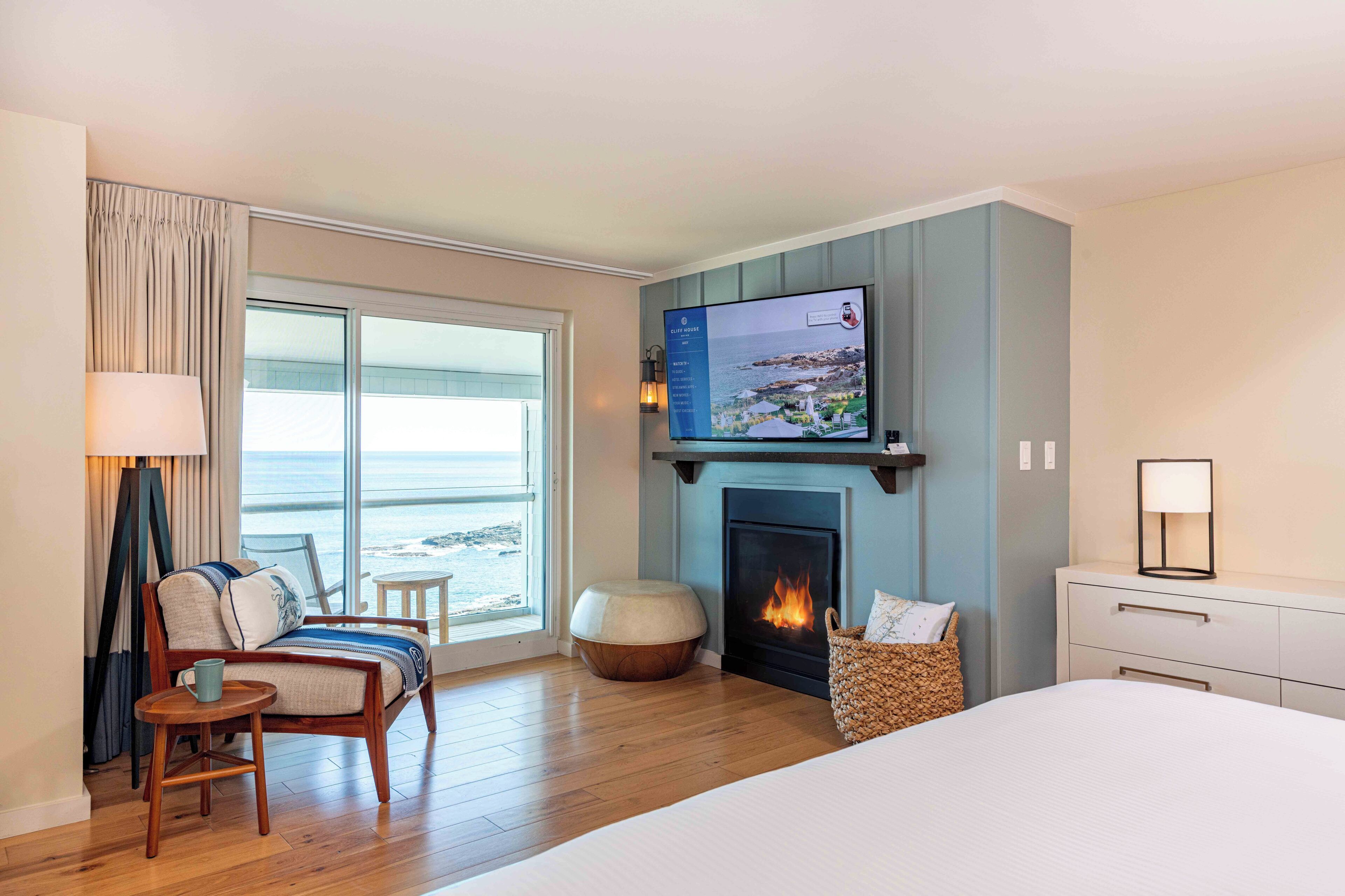 Premium bedding, down duvets, pillow-top beds, in-room safe