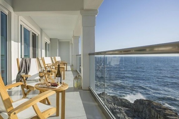 Elsie Weare Suite | Balcony