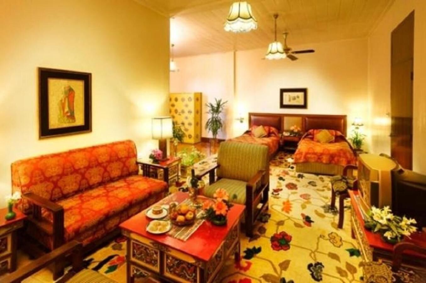 minibar, in-room safe, desk, rollaway beds