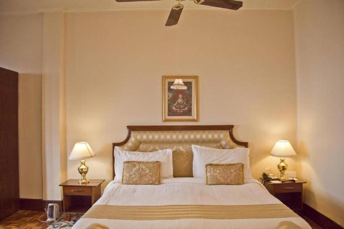 minibar, in-room safe, desk, rollaway beds