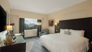 Standard Room, 1 King Bed