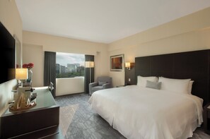 أغطية فراش متميزة وألحفة محشوة بالريش وأسرّة بطبقة علوية مريحة