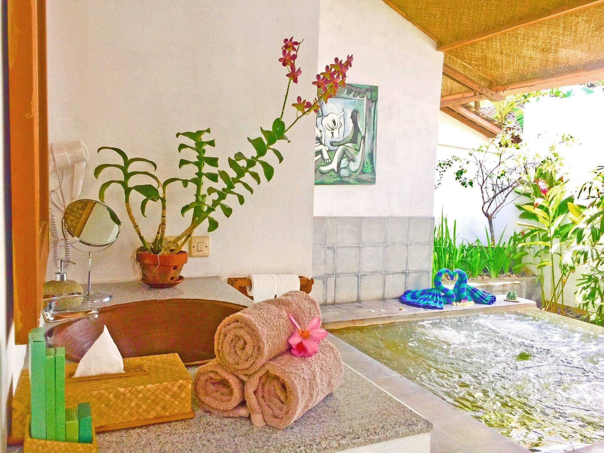 heritage suite with private jetted tub | interior detail