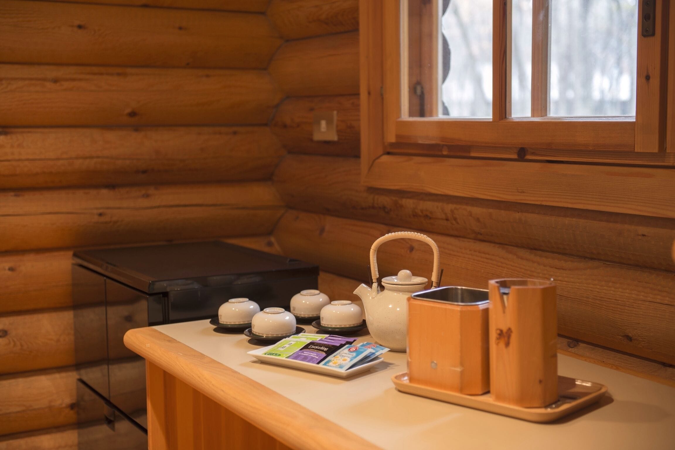 2 bedrooms, premium bedding, down duvets, minibar