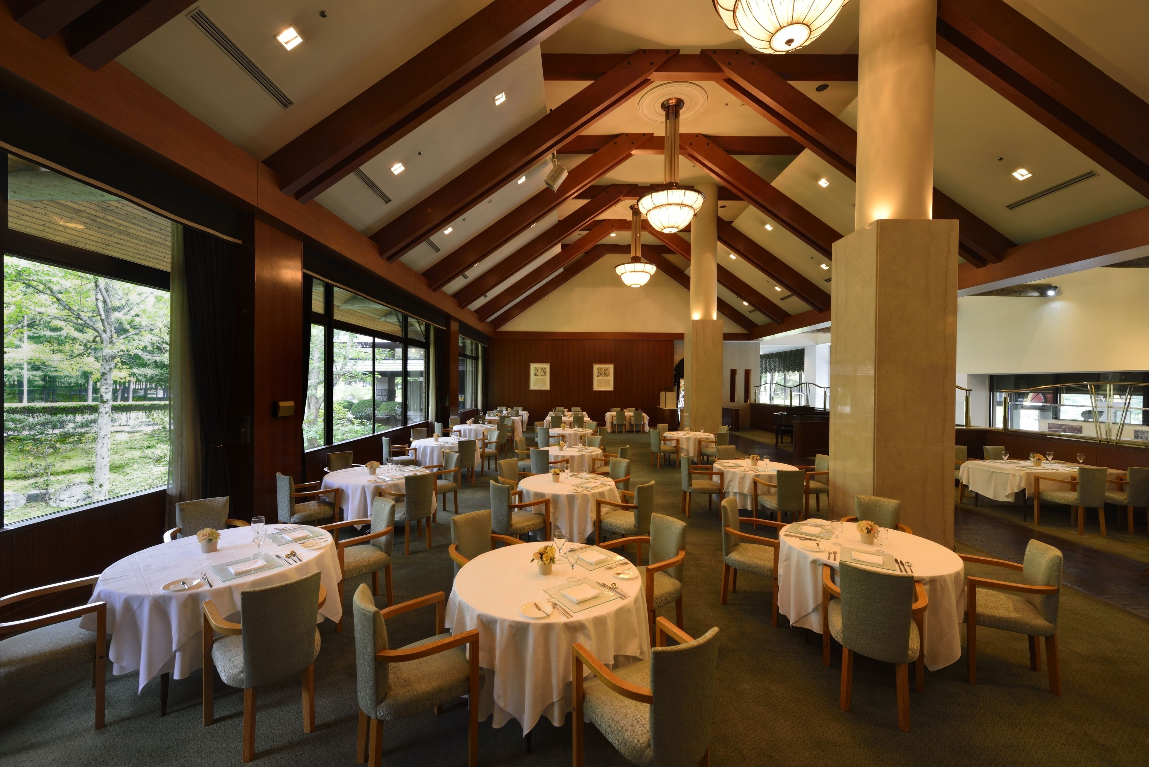 breakfast, lunch, dinner served; french cuisine