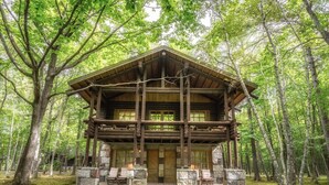 2 개의 침실, 고급 침구, 오리/거위털 이불, 책상