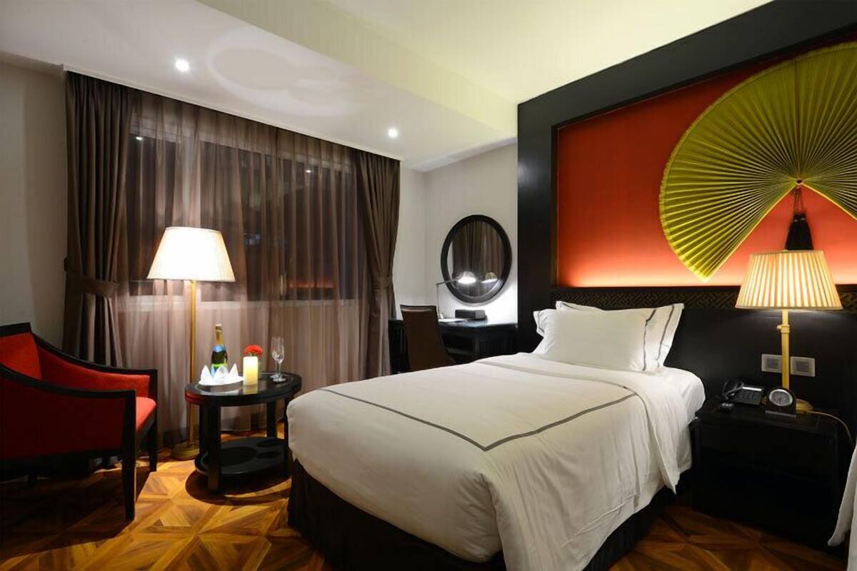 Minibar, in-room safe, desk, soundproofing