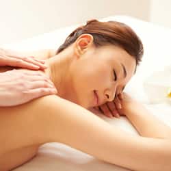 Sauna, hot tub, hot springs/mineral springs, body treatments