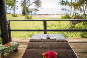 Couples treatment rooms, body treatments, aromatherapy, body wraps - Crusoe's Retreat (Namaqumaqua)