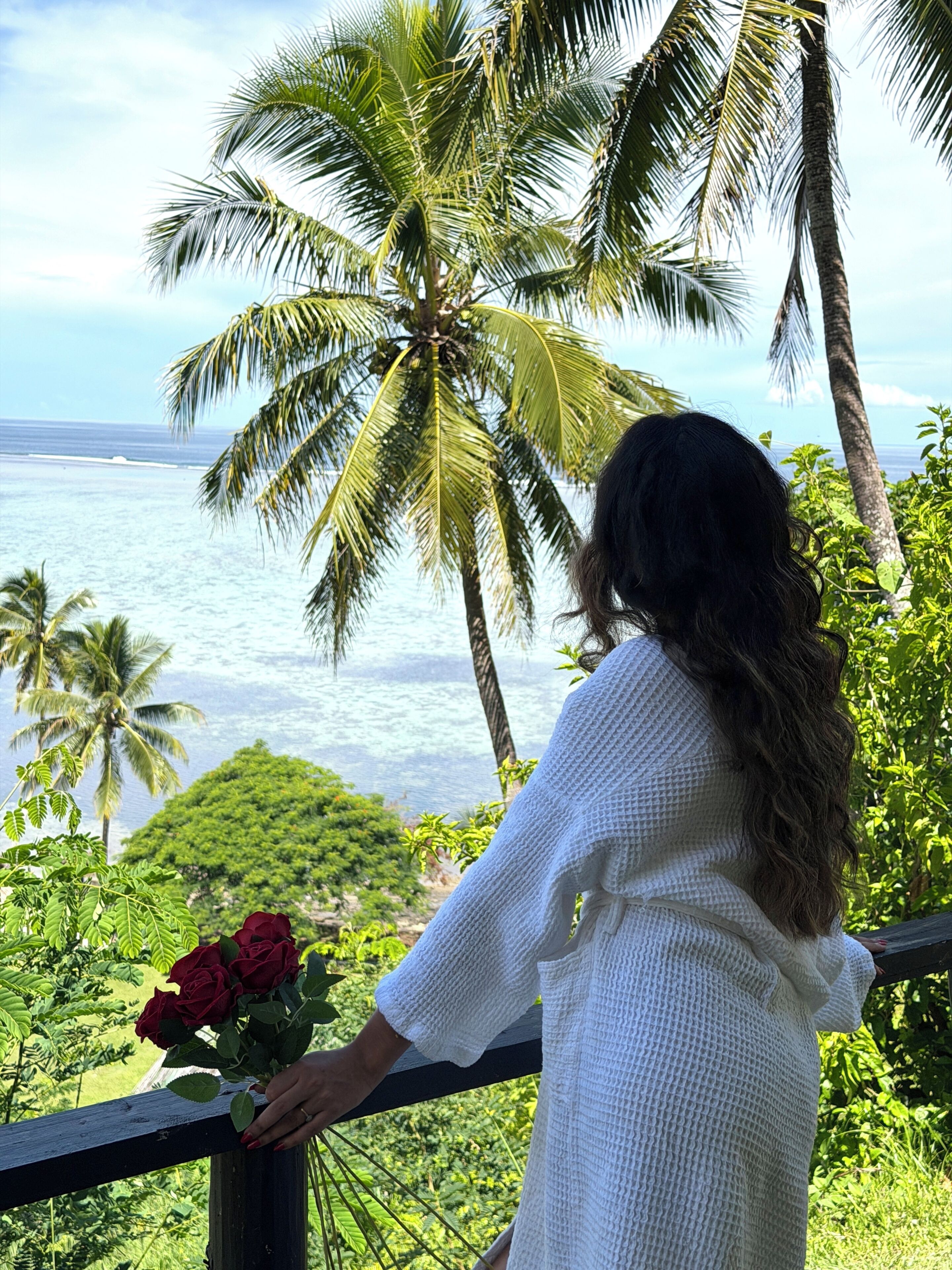 Habitación Deluxe, vista al mar (Bure, children 2 years above) | Caja de seguridad en la habitación y tabla de planchar con plancha 