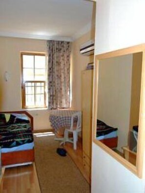 Dreibettzimmer
