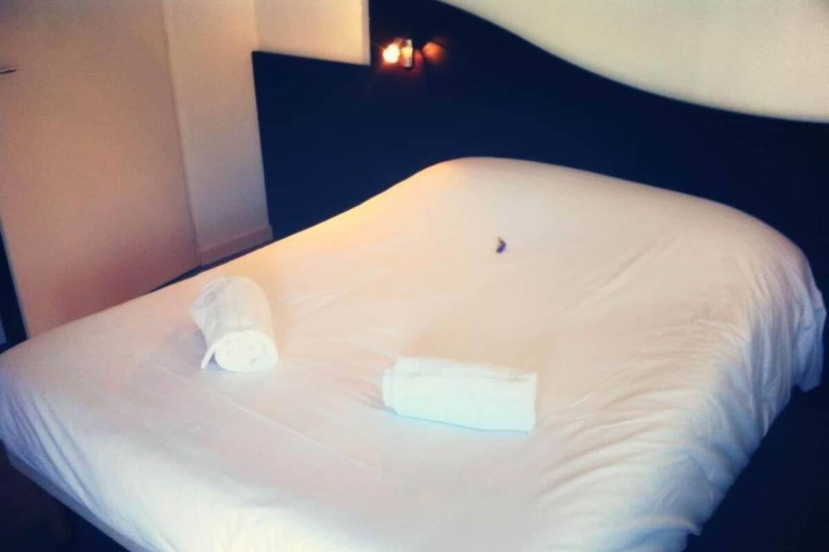 Premium bedding, iron/ironing board (on request), WiFi (free)