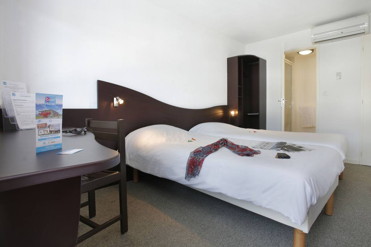 Premium bedding, iron/ironing board (on request), WiFi (free)