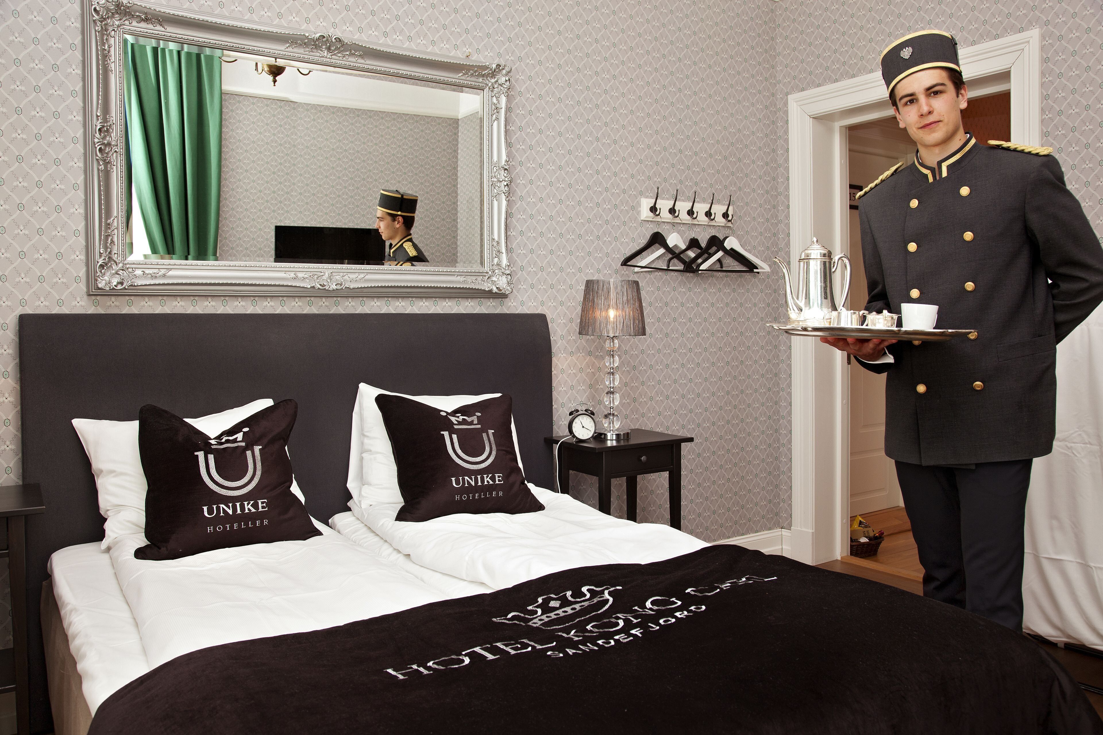 room service – dining