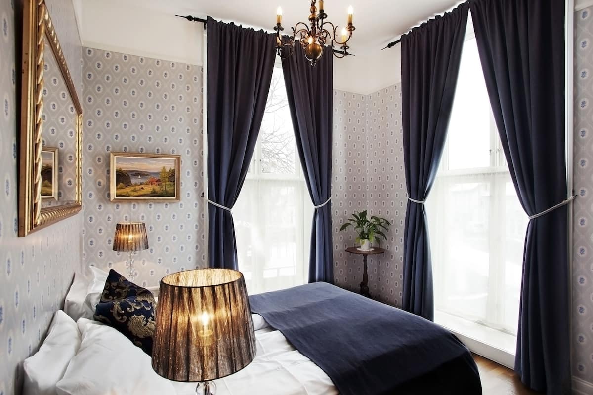 Deluxe tweepersoonskamer, 1 tweepersoonsbed | Luxe beddengoed, een minibar, een bureau, een strijkplank/strijkijzer