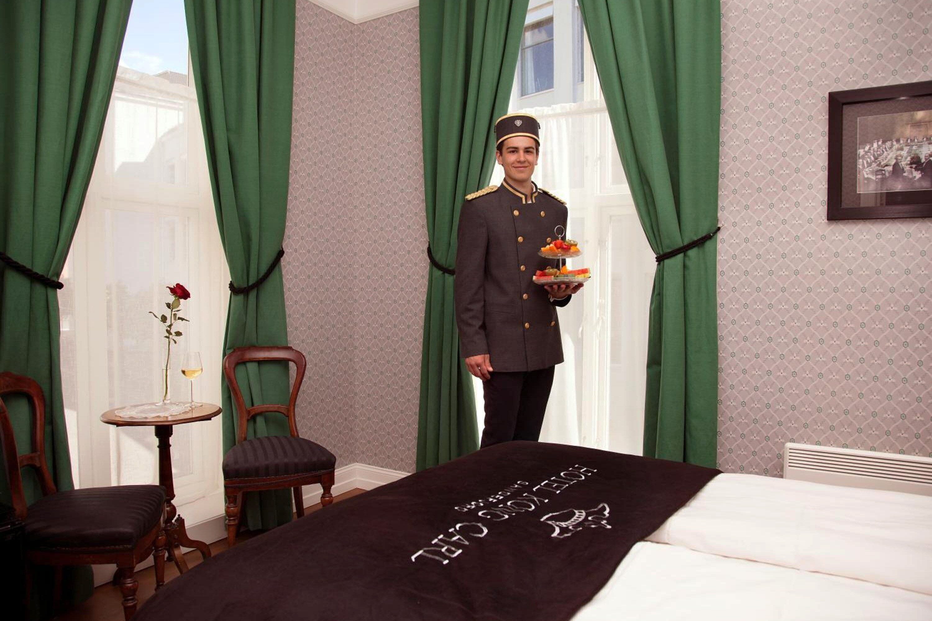 room service – dining