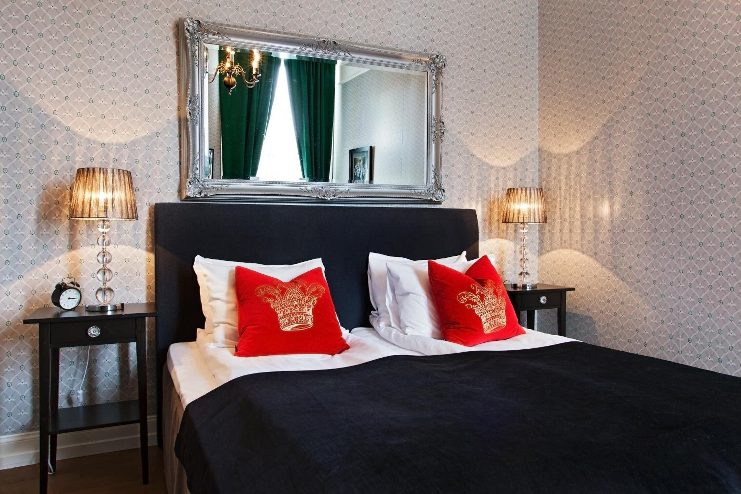 premium bedding, minibar, desk, iron/ironing board