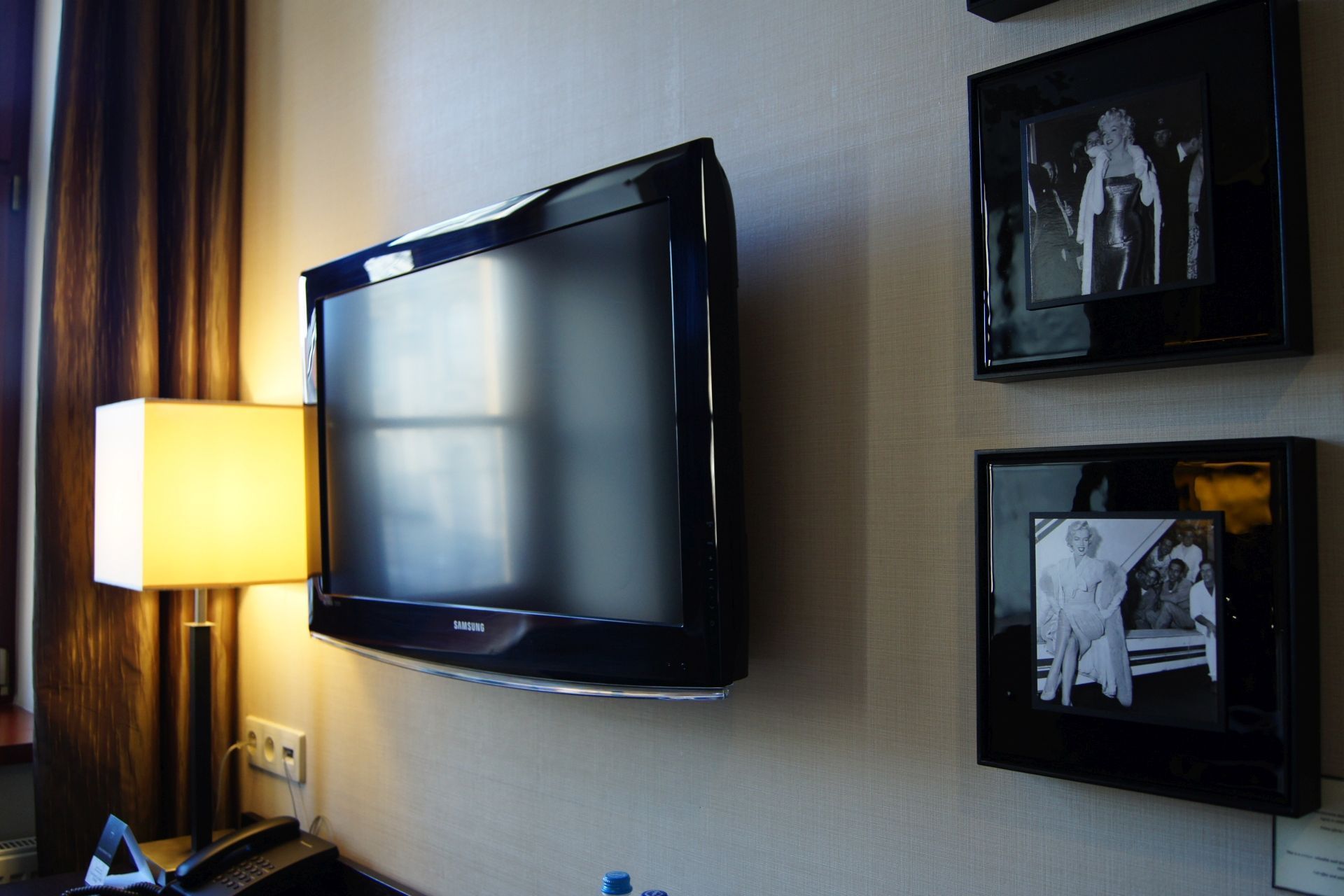 premium bedding, minibar, in-room safe, individually furnished