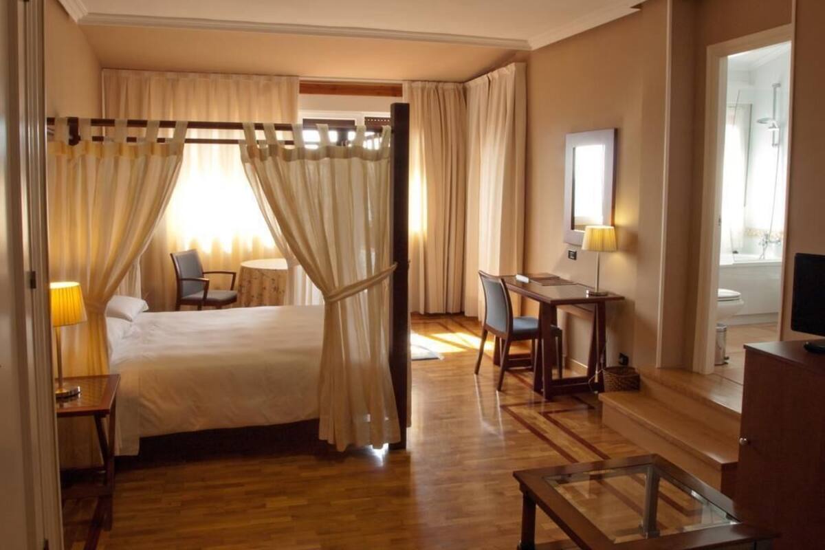 Quarto casal superior, suíte