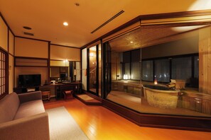 Tokinohana Hot Spring Japanese-Western Style Suite with Open-Air Bath | Premium bedding, minibar, in-room safe, individually decorated - Tendo Onsen TAKINOYU (Tendo)