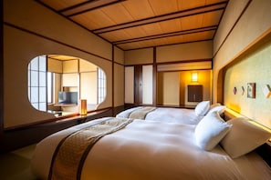 Ropa de cama de alta calidad y minibar