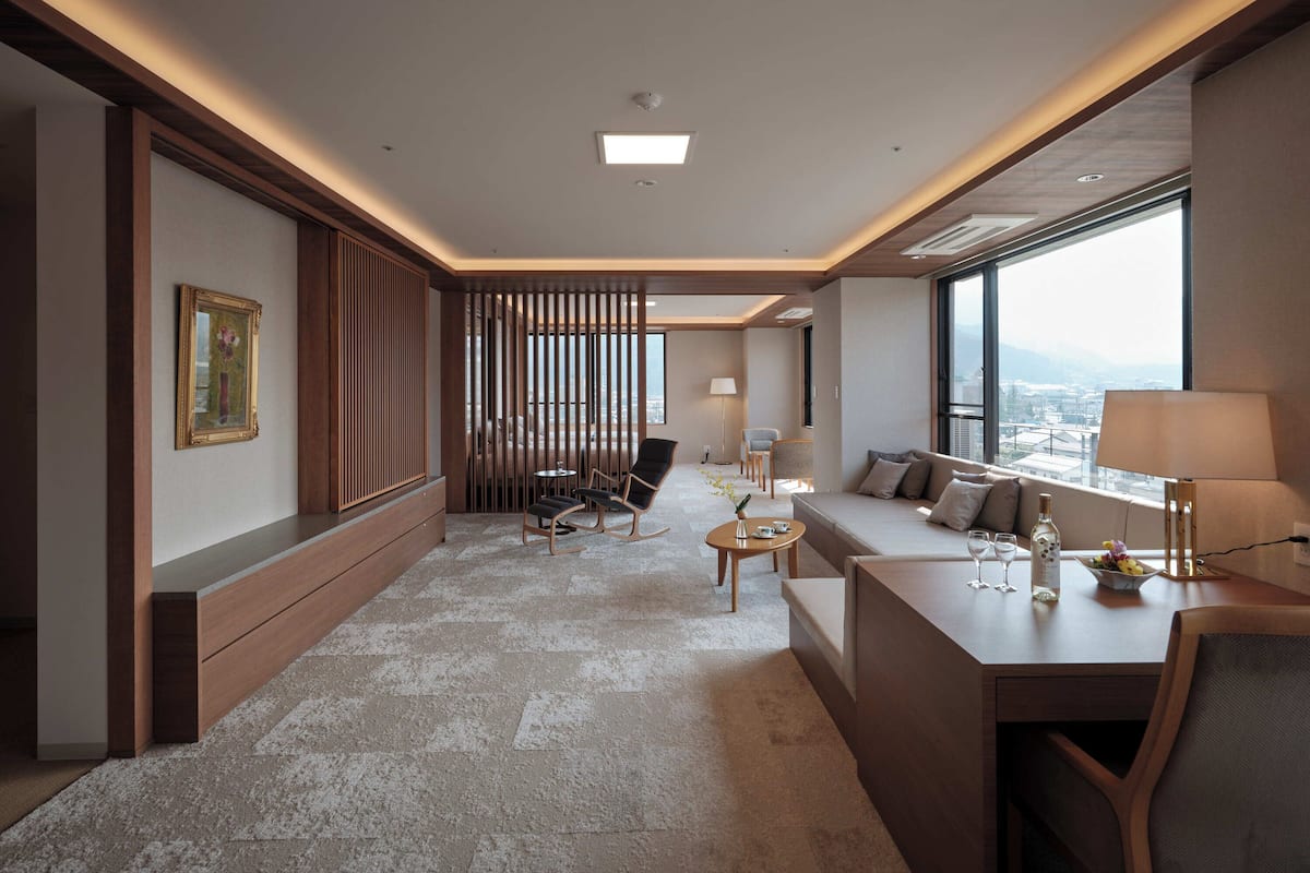 Suite Premium | 1 chambre, minibar, coffres-forts dans les chambres