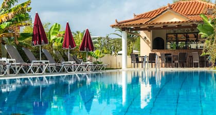 California Beach Hotel - Adults only