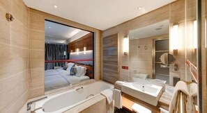Bathroom - Grand View Hotel Luxury (Tianjin)