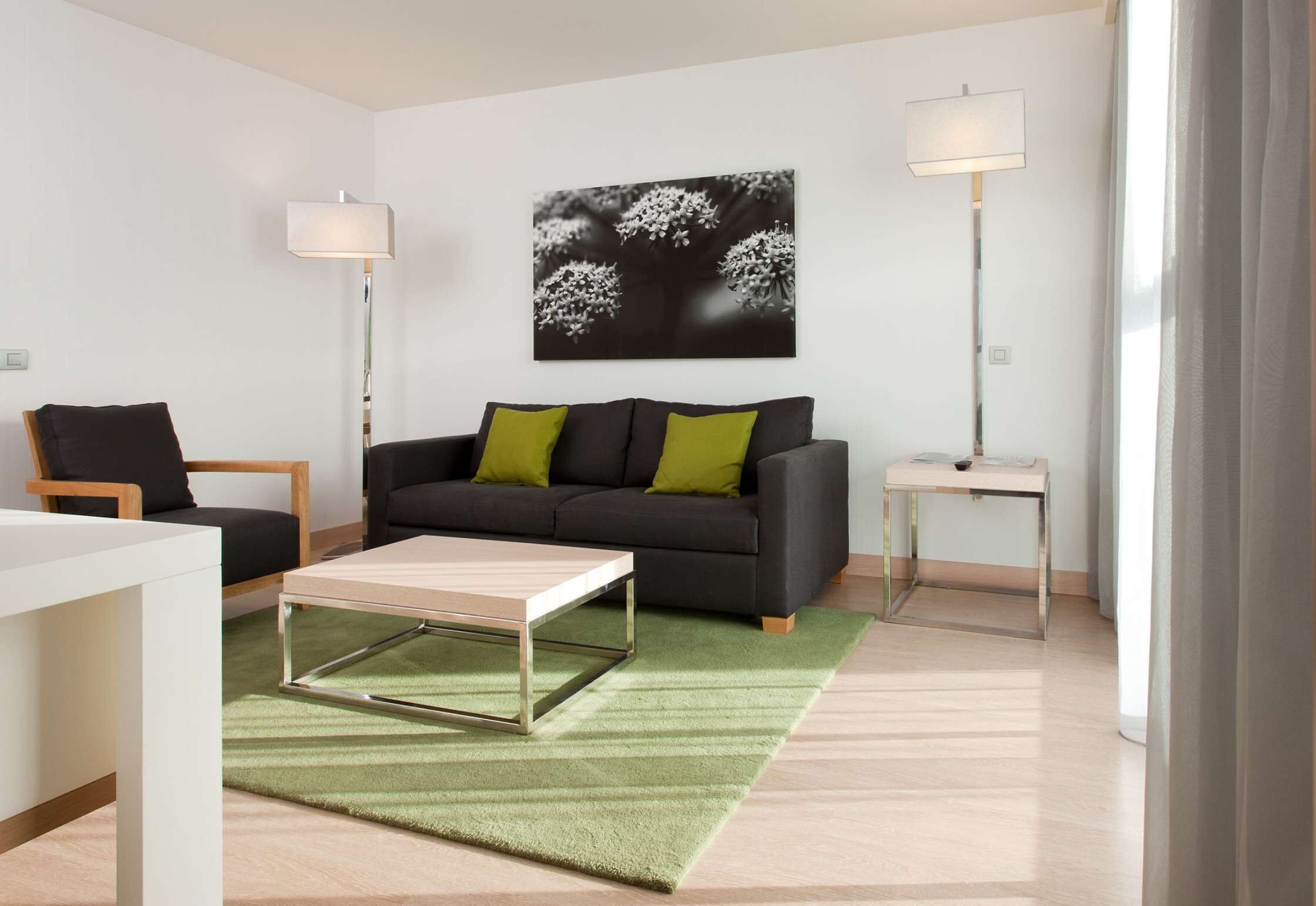 king, suite, 1 bedroom | premium bedding, down duvets, minibar, in-room safe