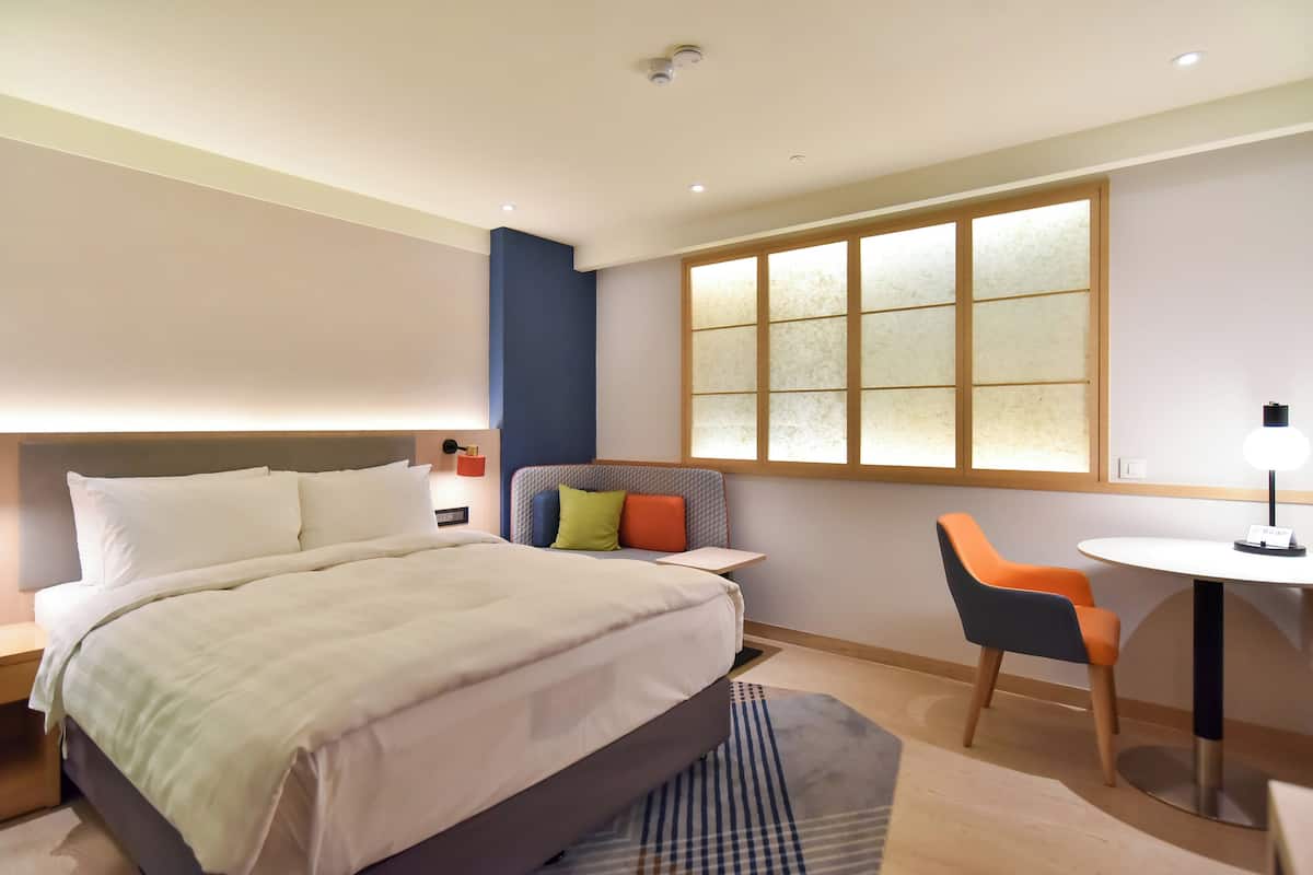In-room safe, iron/ironing board, free WiFi