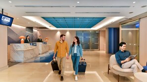 Exterior - Holiday Inn Express Taipei Train Station by IHG (Taipei)