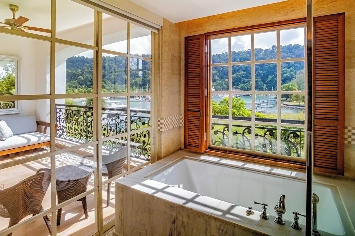 grand marina view | bathroom | separate bathtub and shower, rainfall showerhead, free toiletries