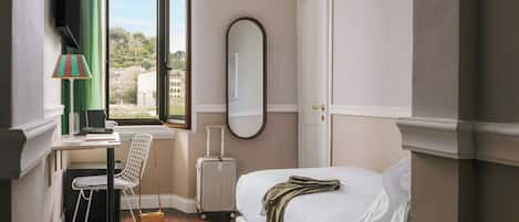 1 camera, minibar, una scrivania, culle/letti per bambini (gratuiti)