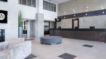 Lobby-Lounge