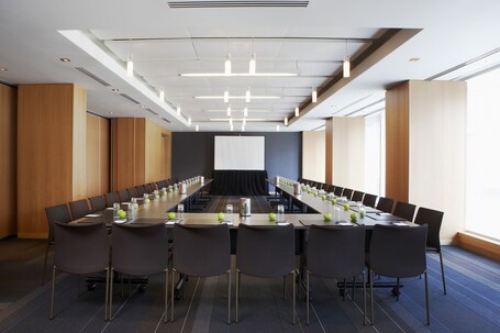 Le Germain Hotel Maple Leaf Square - Image 74