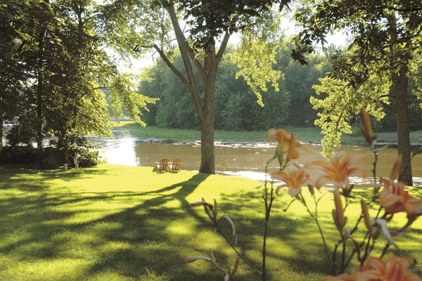 Familjehus | Unika möbler, mörkläggningsgardiner och strykjärn/strykbräda