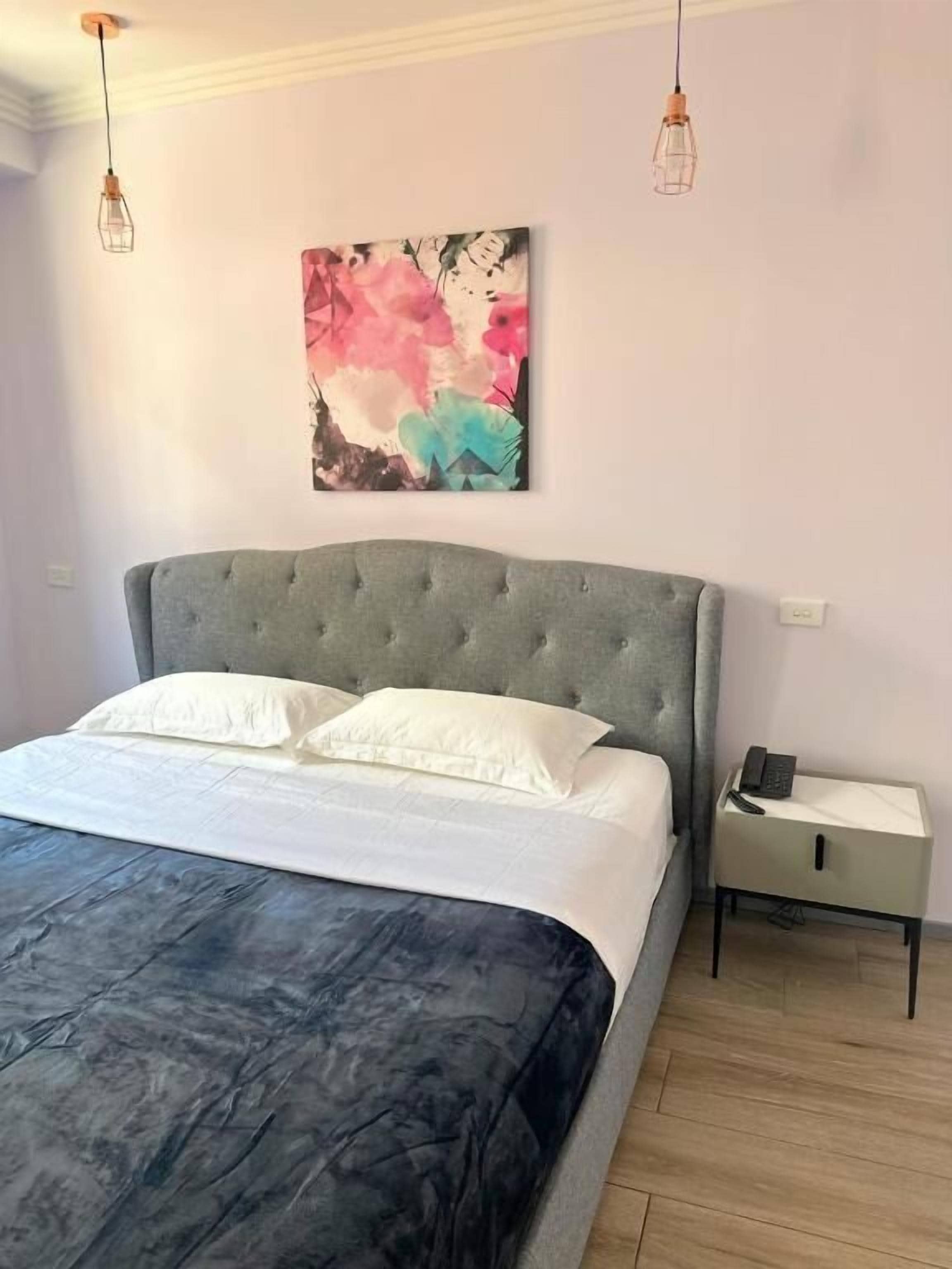 Premium King Room | Desk, soundproofing, free WiFi, bed sheets
