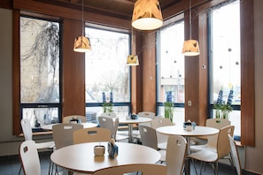 Daily buffet breakfast (PLN 55 per person)