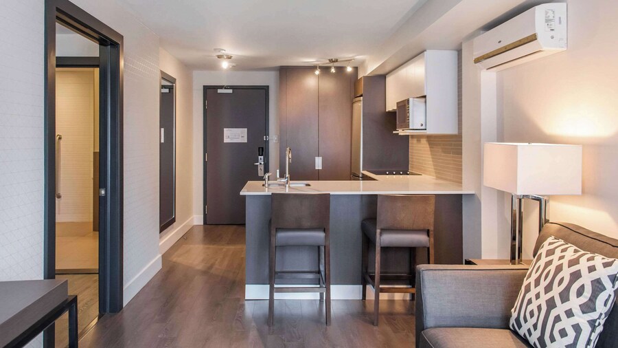 Les Suites Victoria, an Ascend Collection Hotel