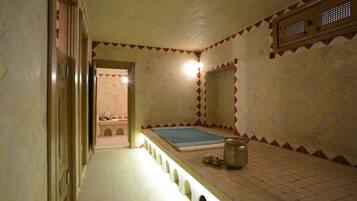 Sauna a vapor, massagens