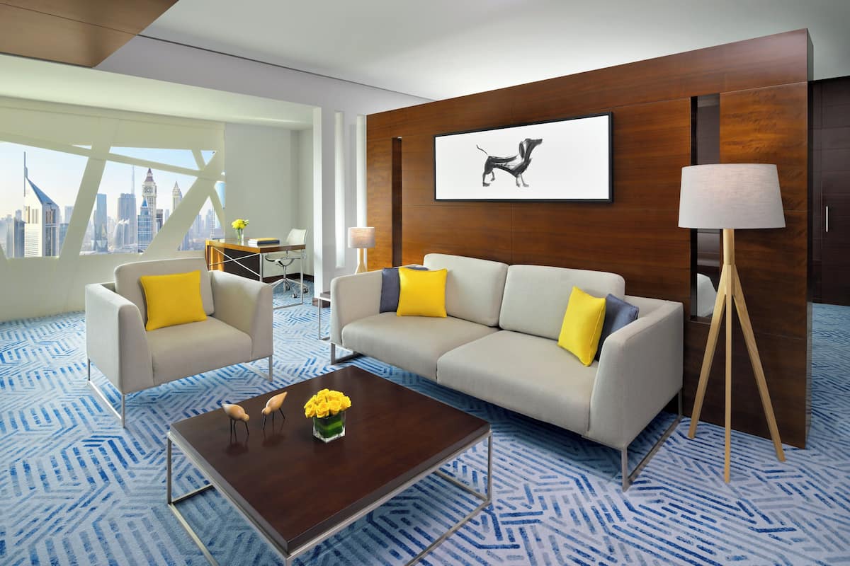 Junior Suite, 1 King Bed | Premium bedding, down comforters, Select Comfort beds, minibar